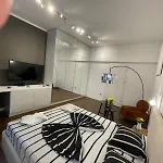 Apartment Spacious 2 Bdrm In Center